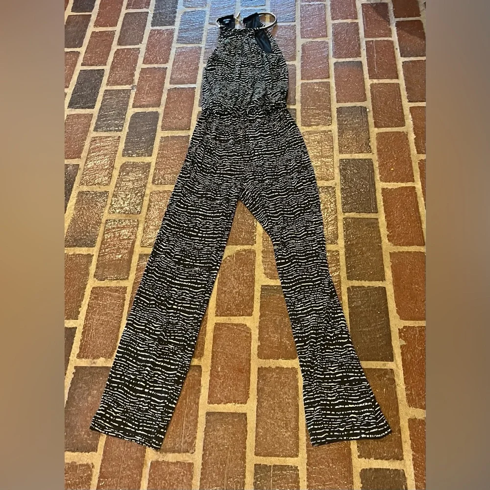 Black and White Patterned Jumpsuit Sz 8 Ivy + Blue with Silver Accents - Picture 4 of 16